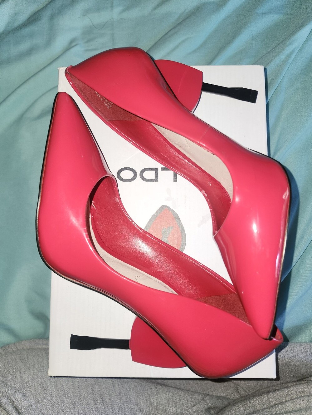 ALDO Red Patent Pointed-Toe Heart Stiletto Heels Size 40 9 - Picture 3 of 5